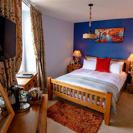 The Ship In Dock Inn Dartmouth Room photo