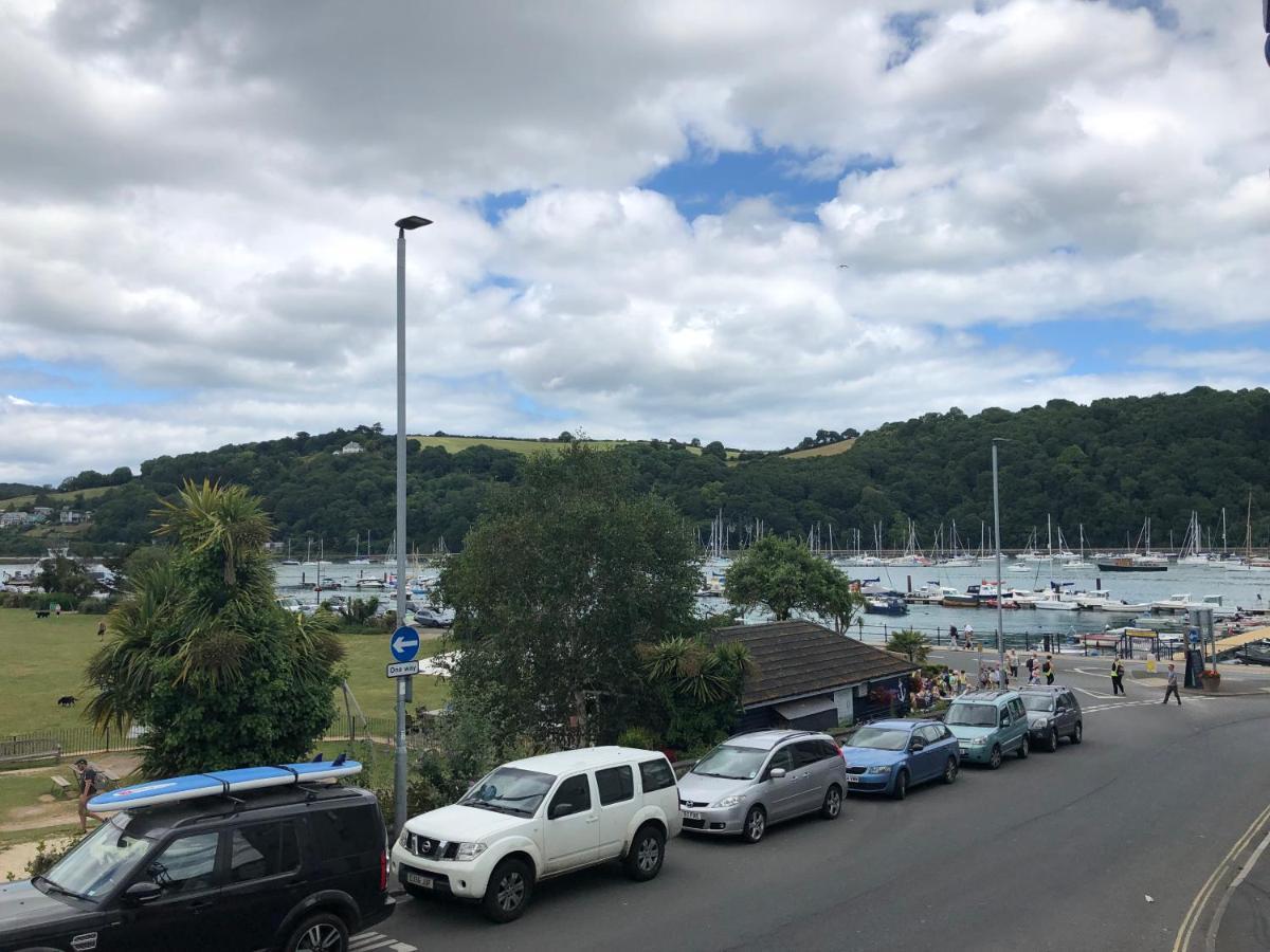 The Ship In Dock Inn Dartmouth Exterior photo