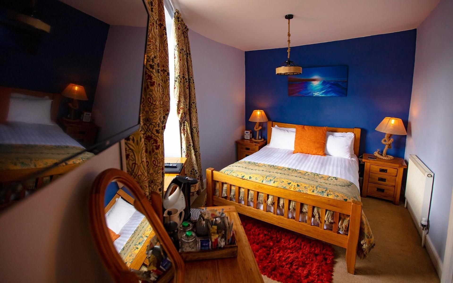The Ship In Dock Inn Dartmouth Room photo